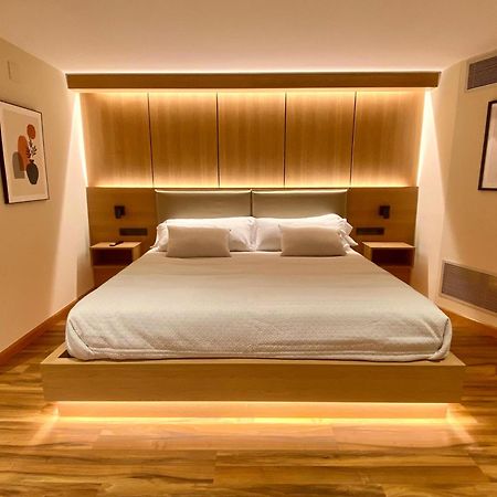 Hostal Rio Selmo Ponferrada Exteriör bild